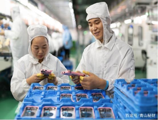 兩億新生代擇業觀變遷 為何寧送外賣不進工廠，甚至以技術工人為恥？
